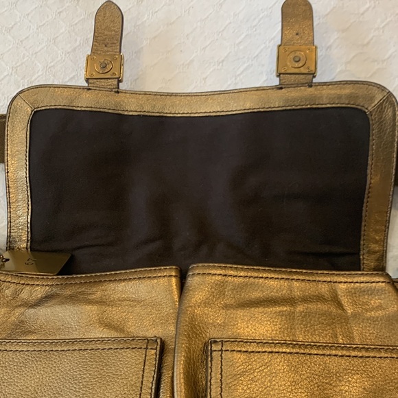 Like new Ralph Lauren copper gold shoulder or comando bag - Picture 4 of 9
